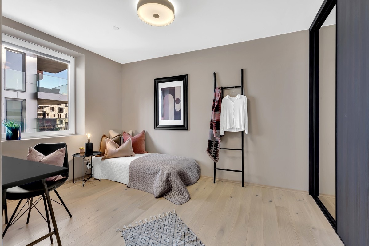 Romslig soverom 2. Galleribilde