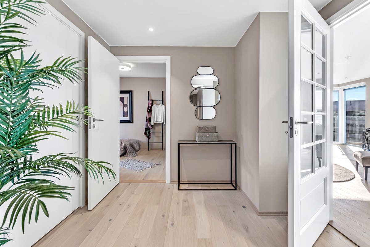 Entré. Galleribilde