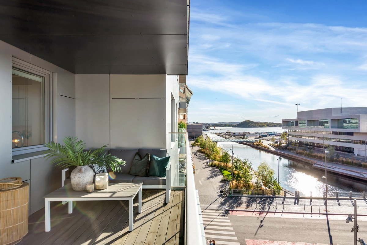 Boligen ligger i flotte omgivelser med Operaen og nye Munch museet som nærmeste naboer. Galleribilde