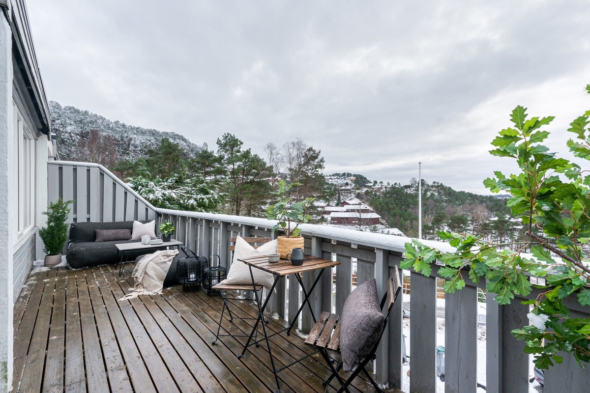 Altan på 14,5 kvm Galleribilde