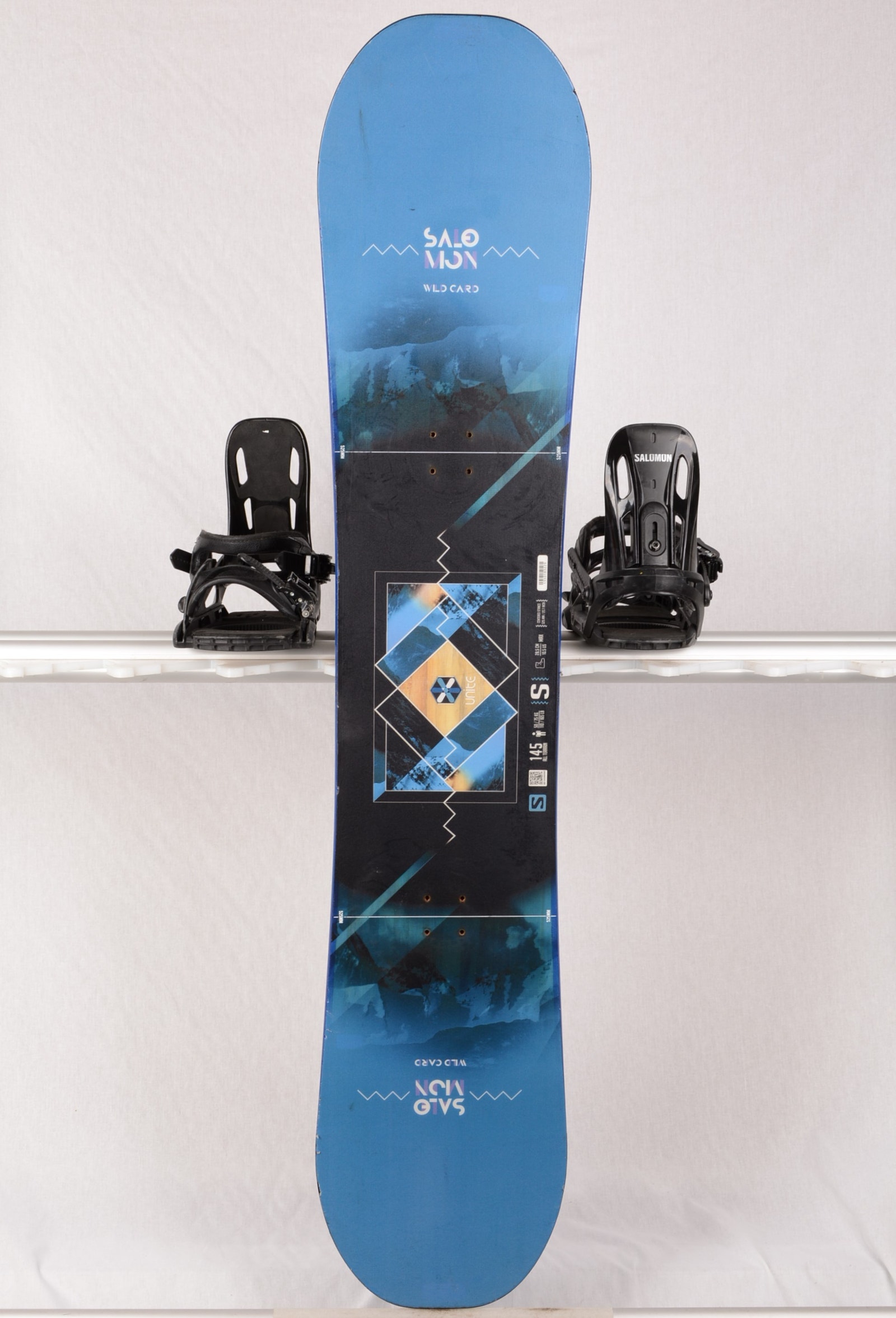 Snowboard SALOMON WILD CARD, SANTA CRUZ, SCOTT STRIKE, SILBAERG