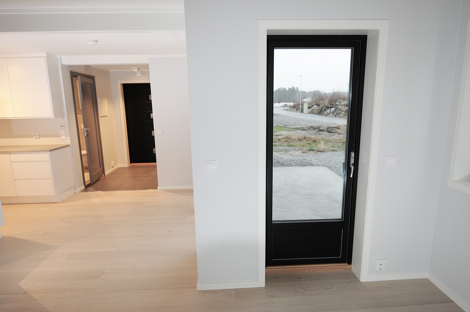 Stue med utgang til terrasse. Galleribilde