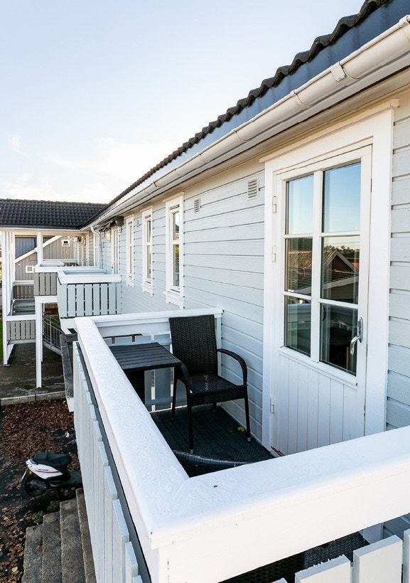 Balkong med morgen-/formiddagssol Galleribilde