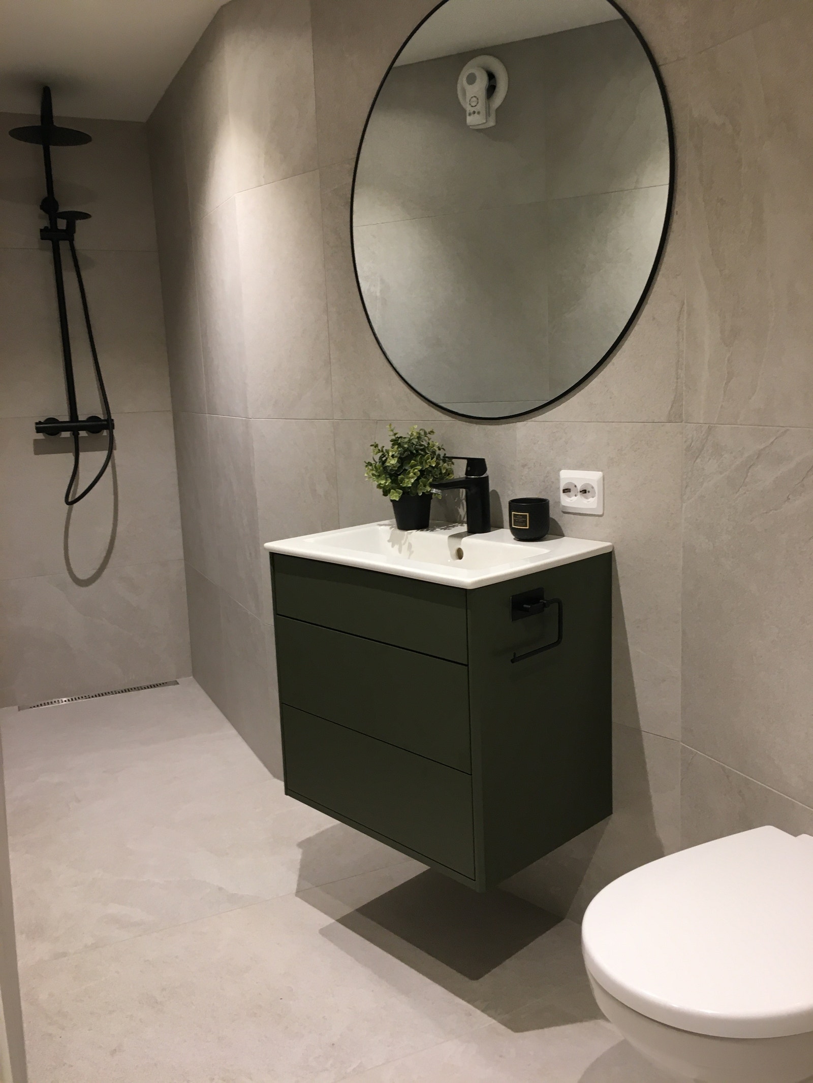 Nytt og moderne bad Galleribilde