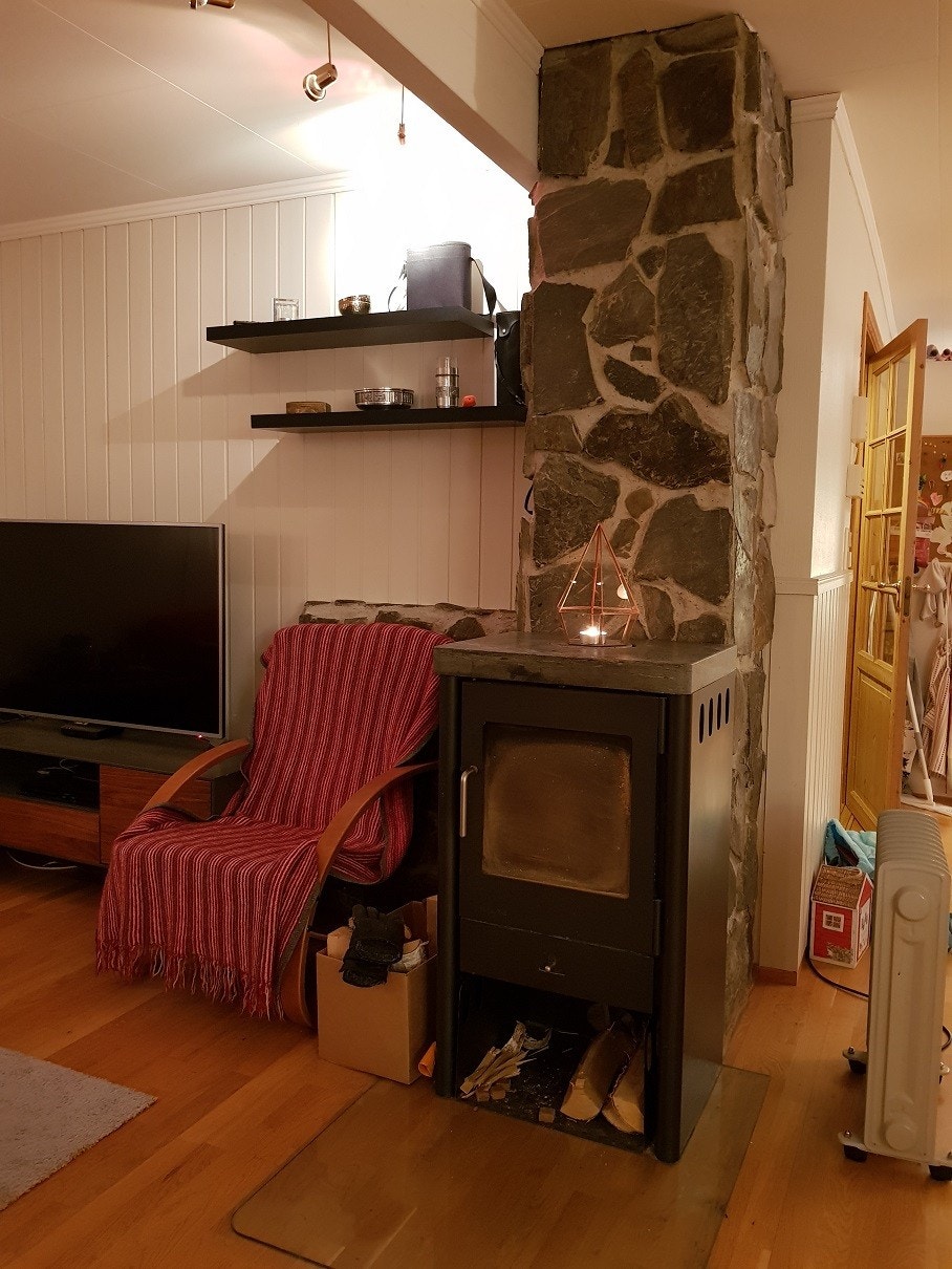 Vedovn i stue Galleribilde