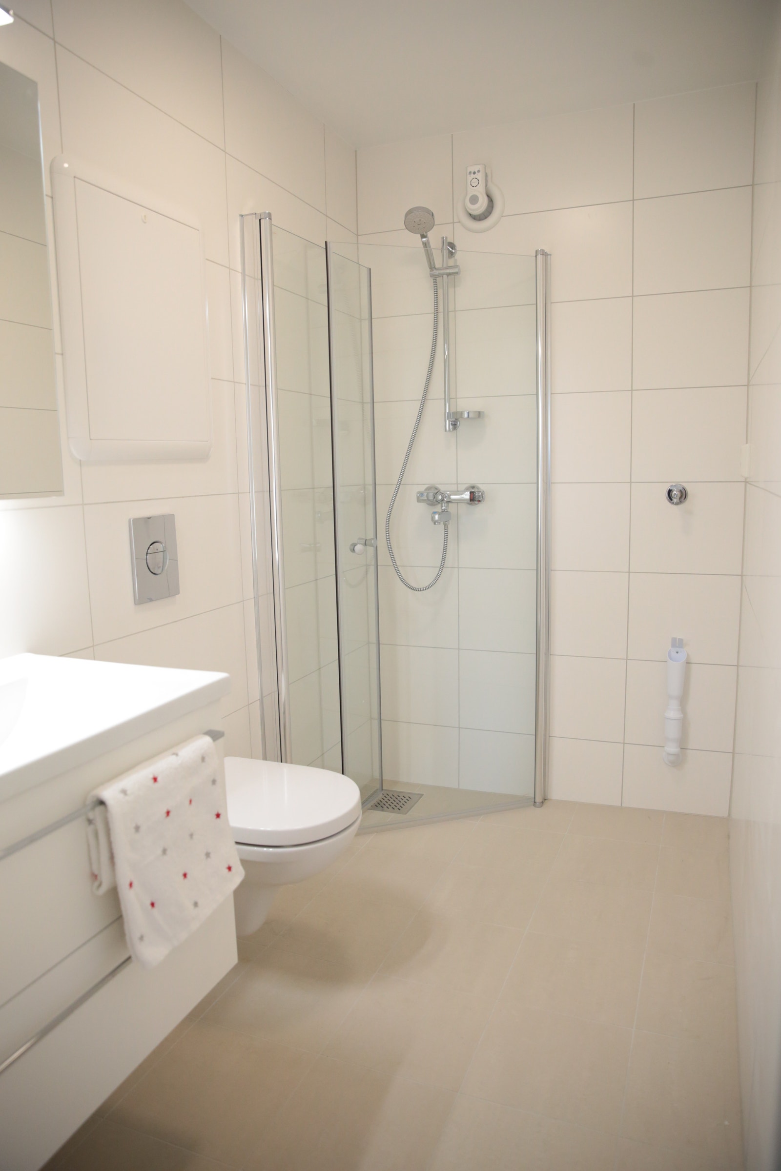Vaskemaskin 40 cm bredde er satt inn. Galleribilde