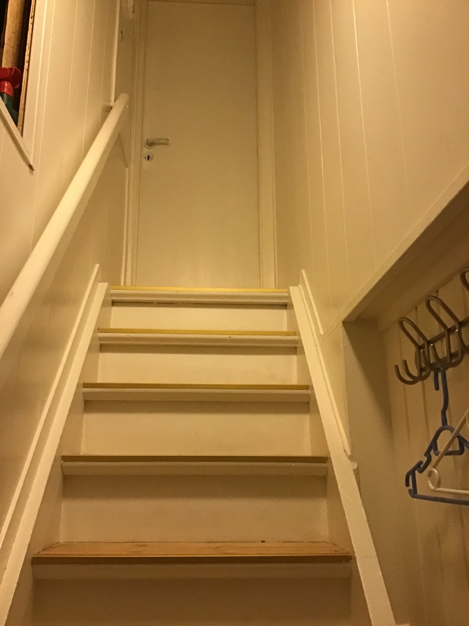 Trappa opp. Galleribilde