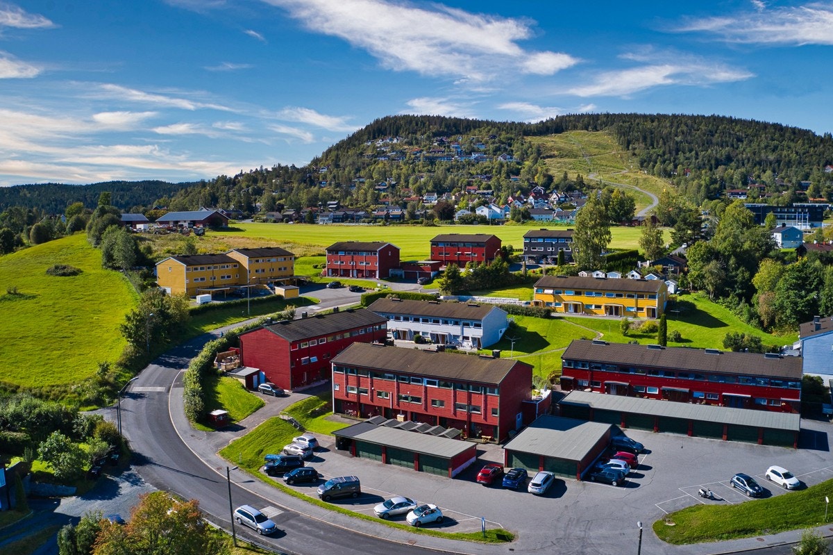 Boligen ligger meget hyggelig til i landlige omgivelser i Lommedalen Galleribilde