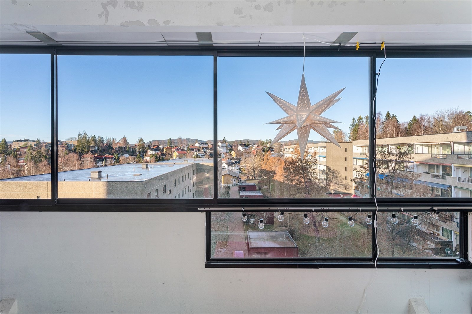 Innglasset balkong. Galleribilde