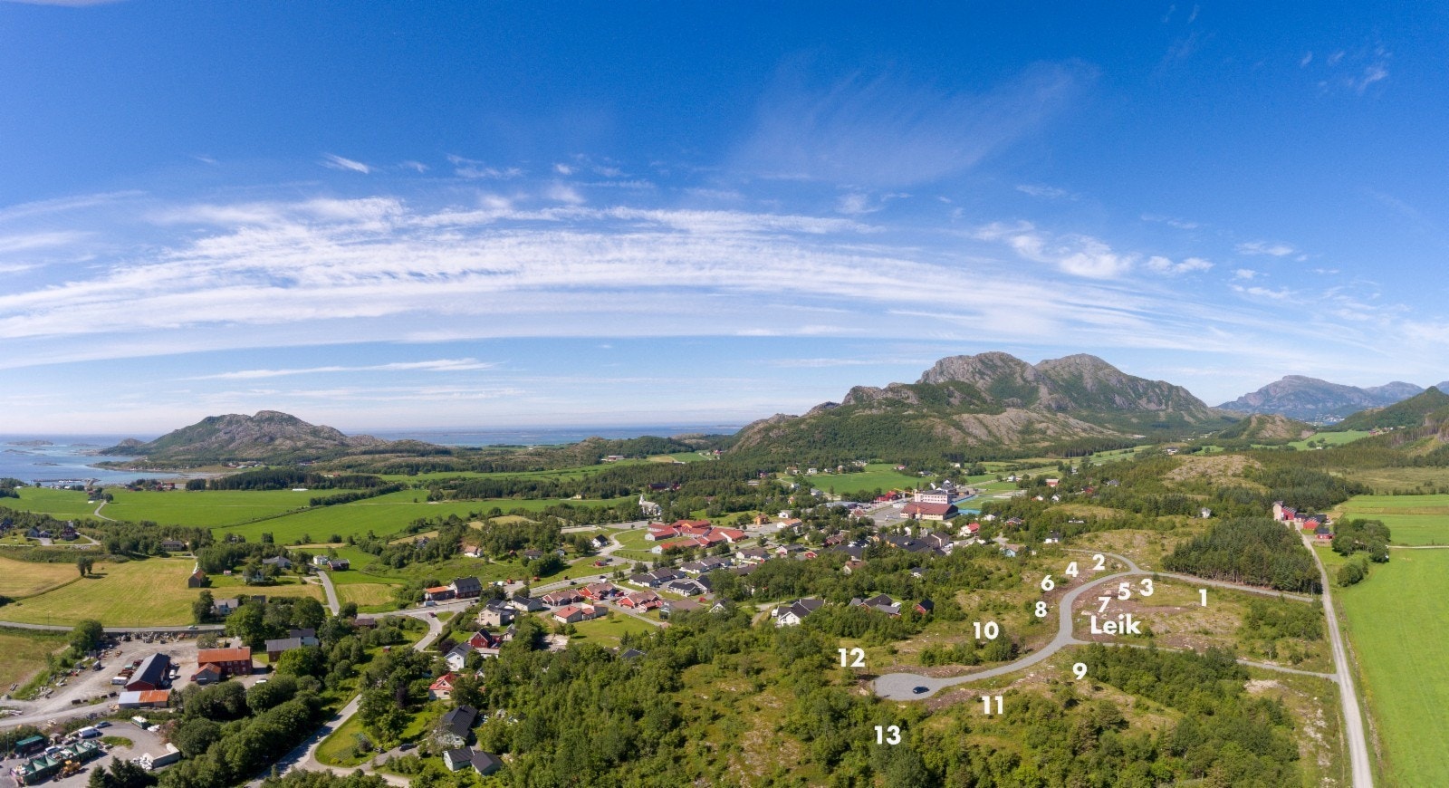 Å bo i Sømna gjør det mulig å nyte vakker natur, bo landlig og likevel ha kort vei til det meste Galleribilde