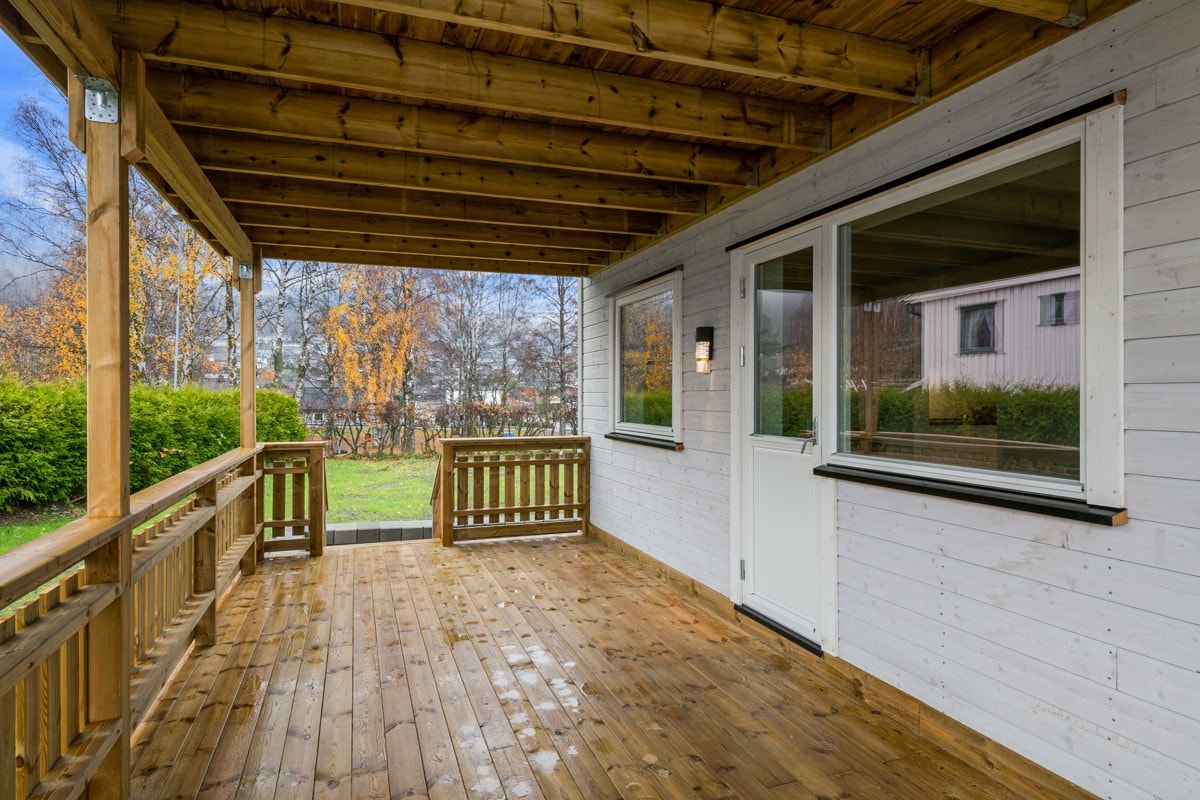 Her kan sene sommerkvelder nytes. Galleribilde