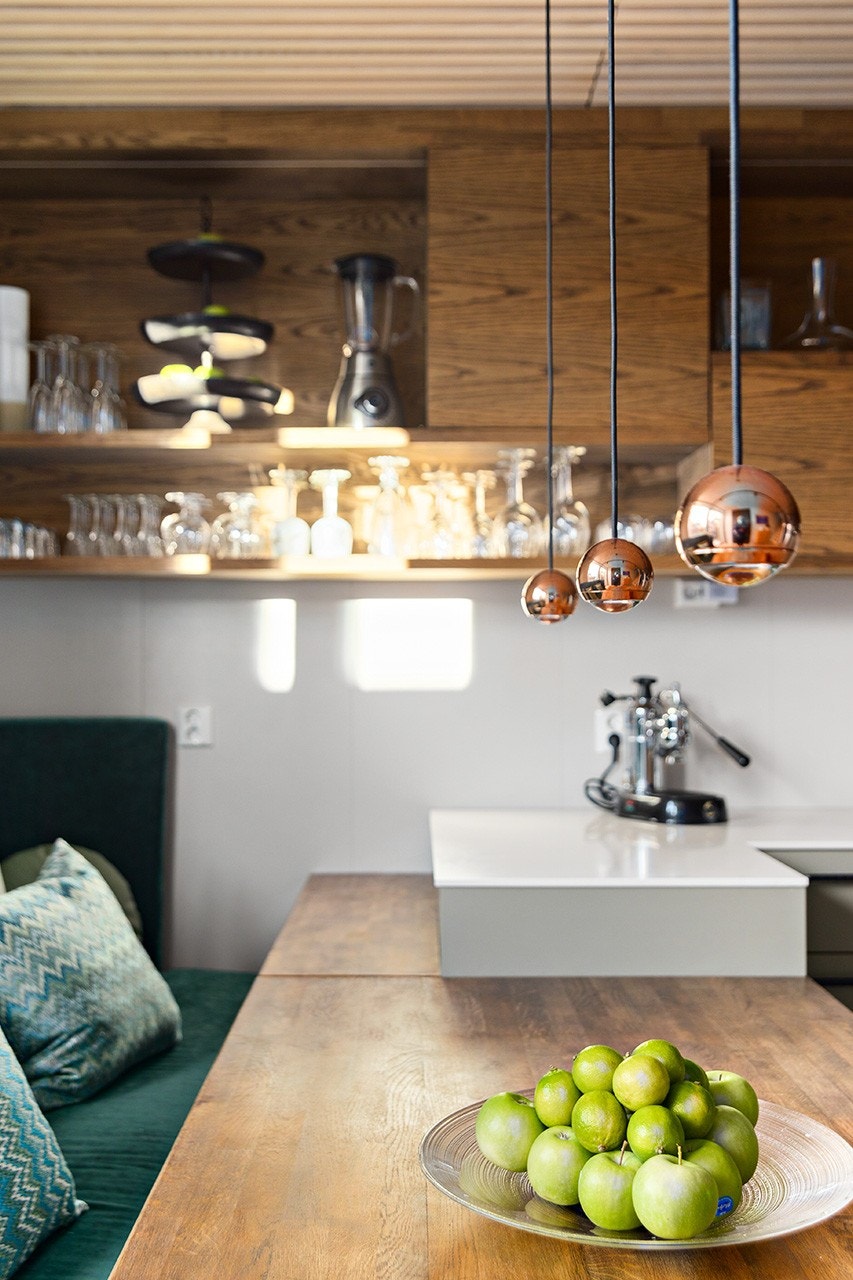 Smakfulle detaljer på kjøkkenet. Galleribilde