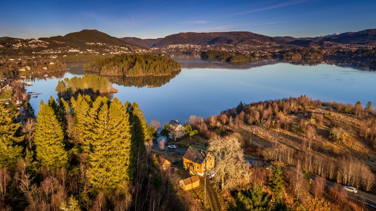 - Privatmegleren v/Benedicte Tronstad har gleden av å presentere en sjelden mulighet i Steinsvikvegen 109 - Galleribilde