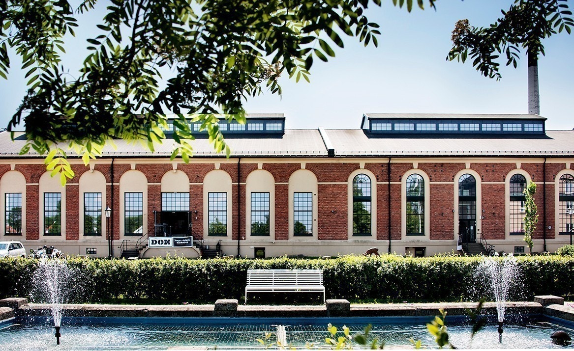 Hydrogenfabrikken har et flott uteområde med park og fontene. Galleribilde