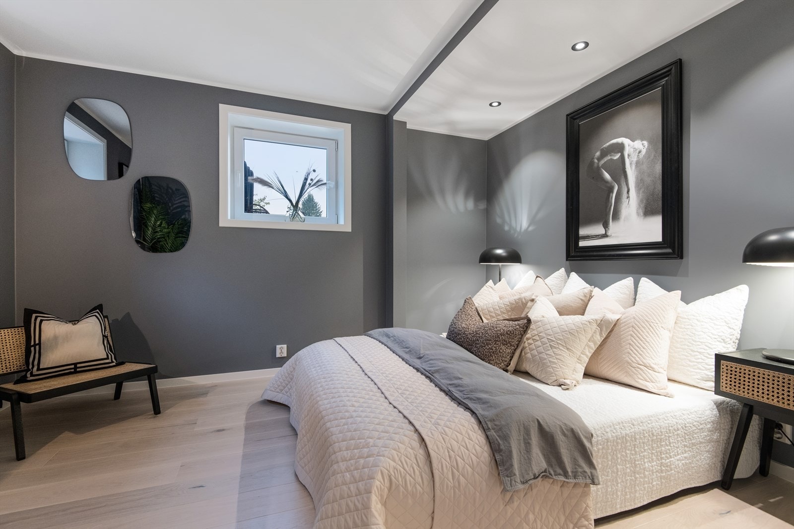 Soverom u.etg/praktikantdel. Galleribilde