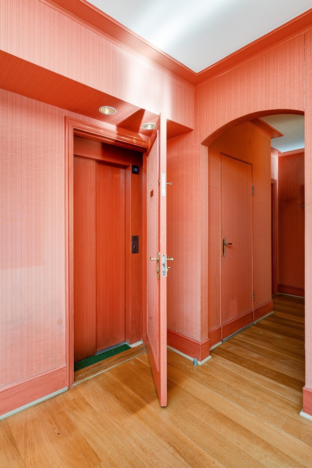 Det er heisadkomst direkte inn i leiligheten. Galleribilde