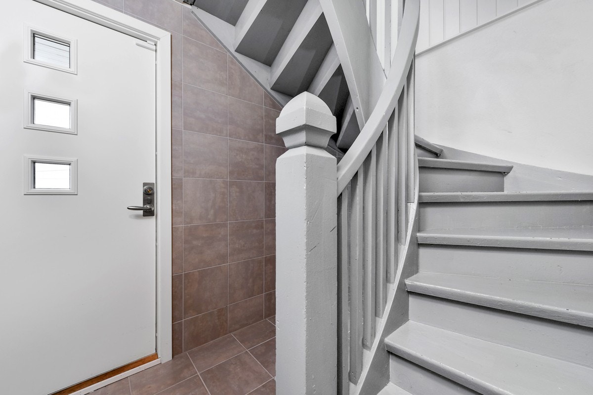 Inngangsparti. Galleribilde