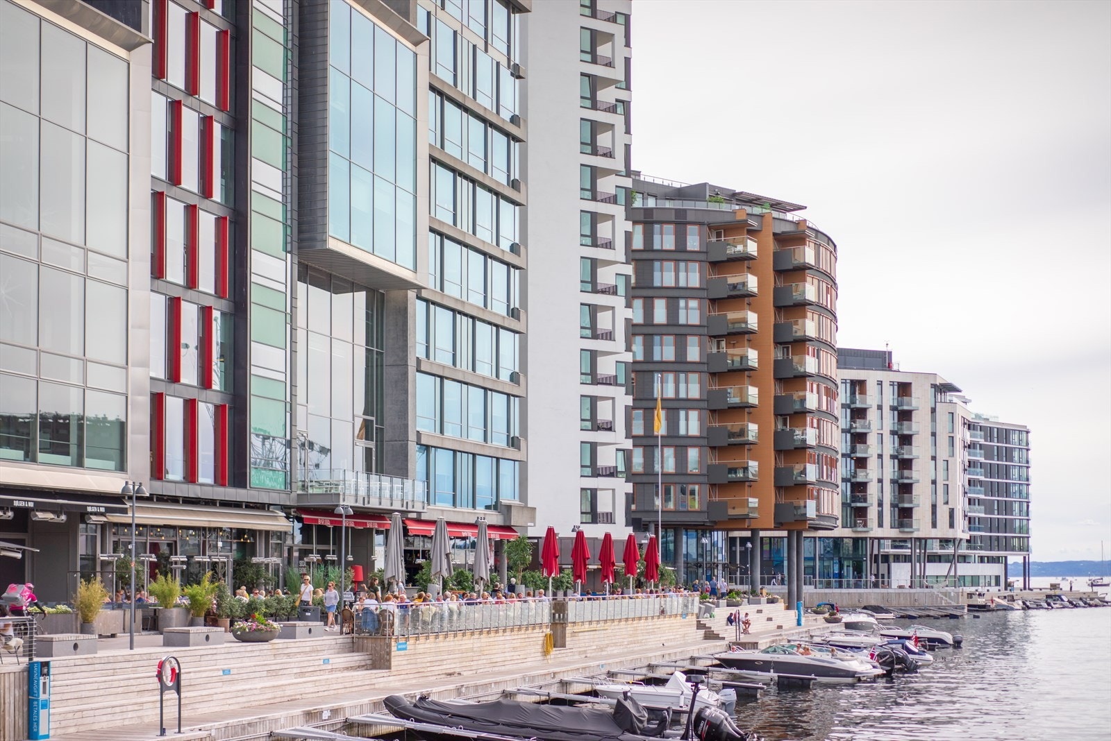 Tjuvholmen og Aker Brygge er en av mange destinasjoner som er innenfor 5 min gange Galleribilde