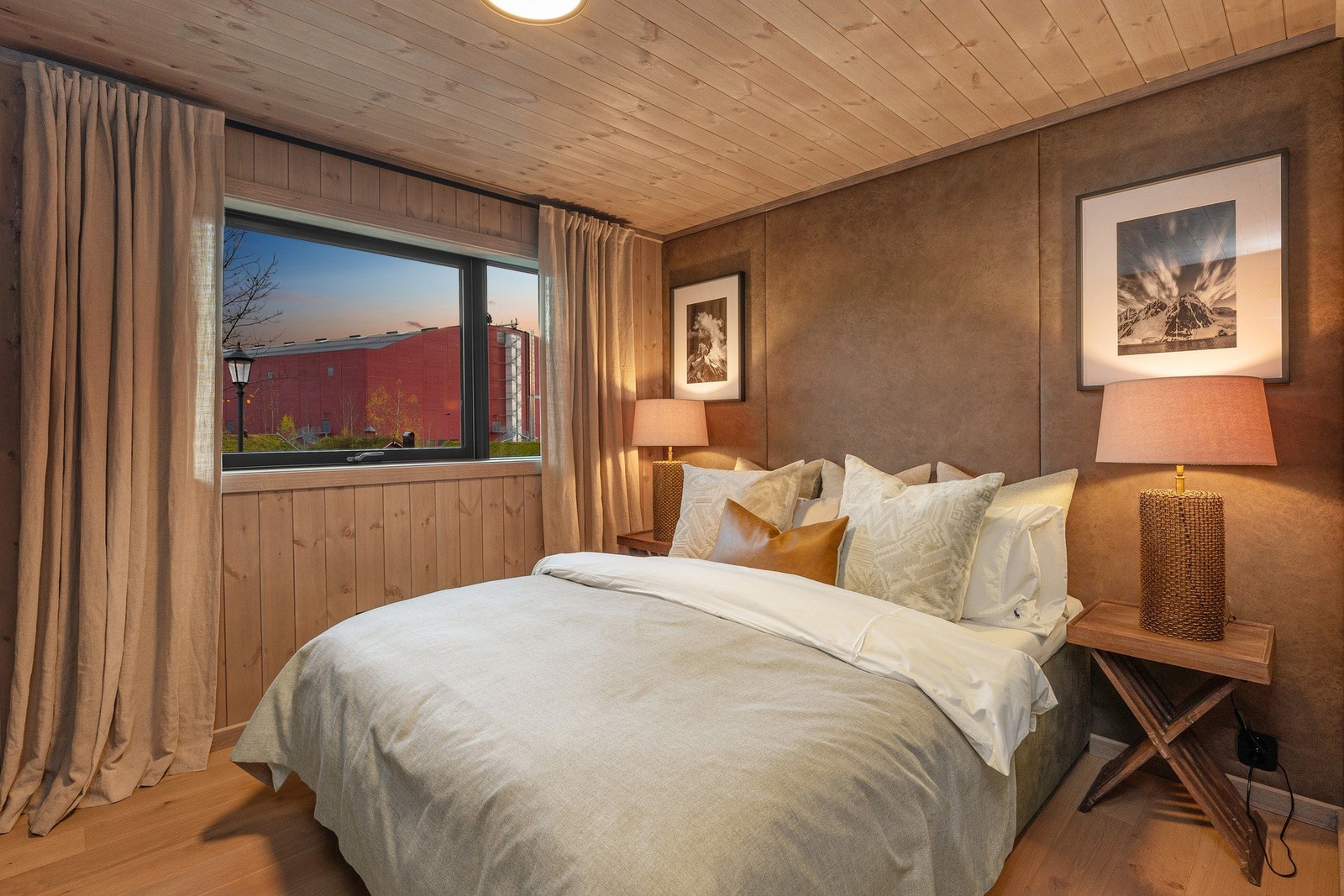 Stort og godt hovedsoverom. Galleribilde