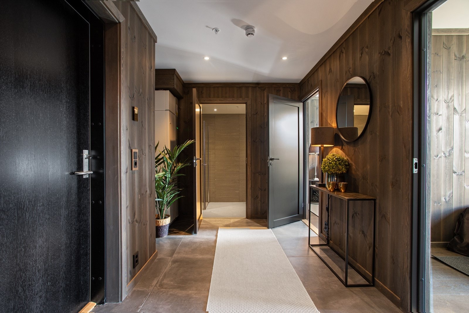 - Innfelte downlights med demping - Galleribilde