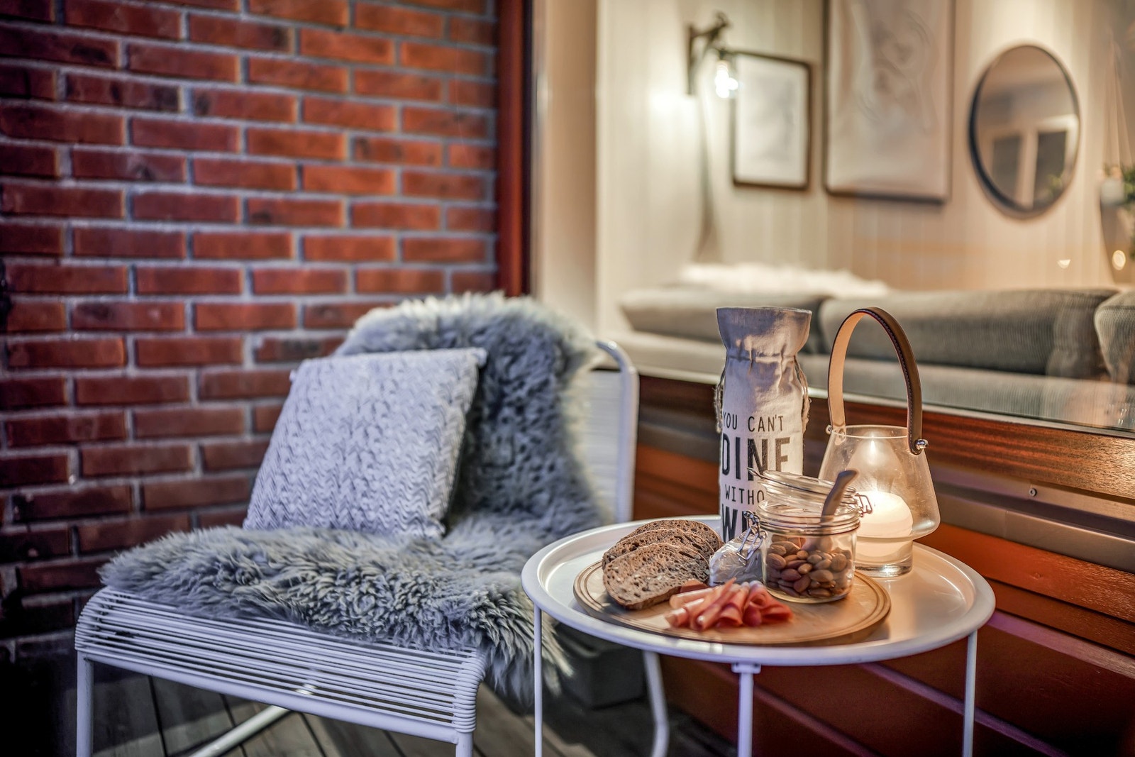 God plass for utemøbler og grill. Galleribilde