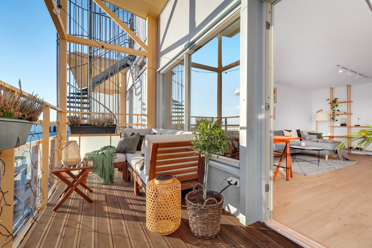 Balkongen er sydøstvendt på 7 kvm Galleribilde