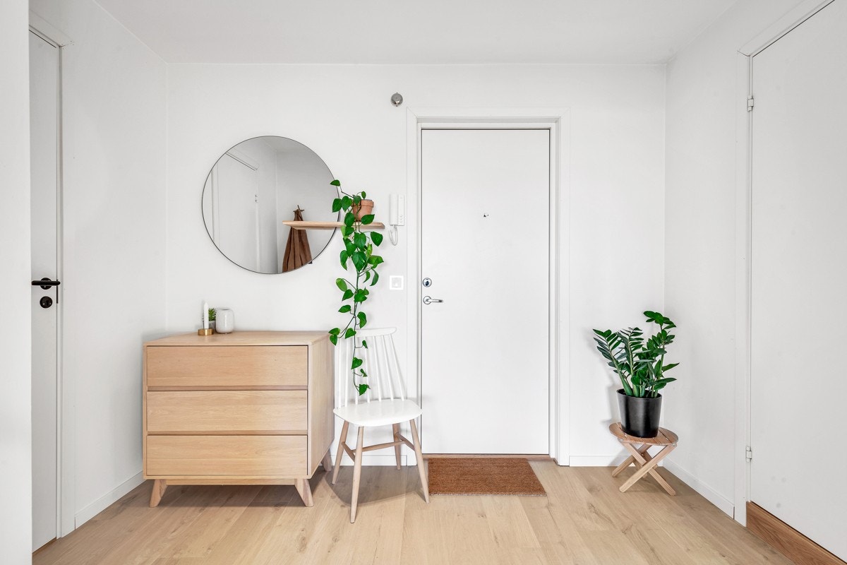 Romslig entré - Velkommen inn! Galleribilde