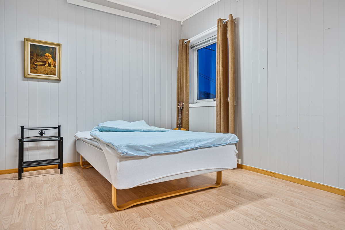 Boligen har samlet sett 5 romslige soverom
