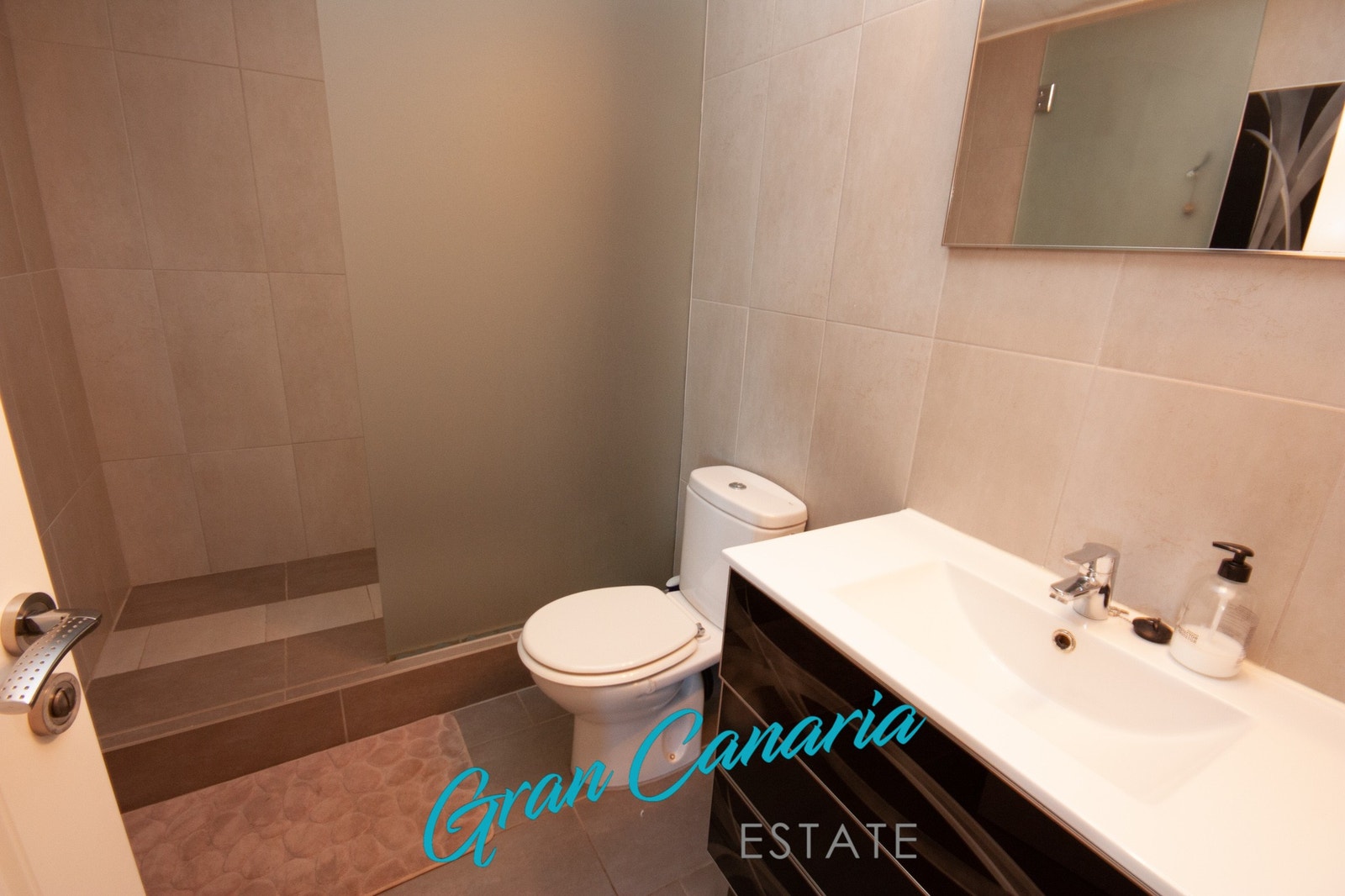 Bad 4, i separat leilighet Galleribilde