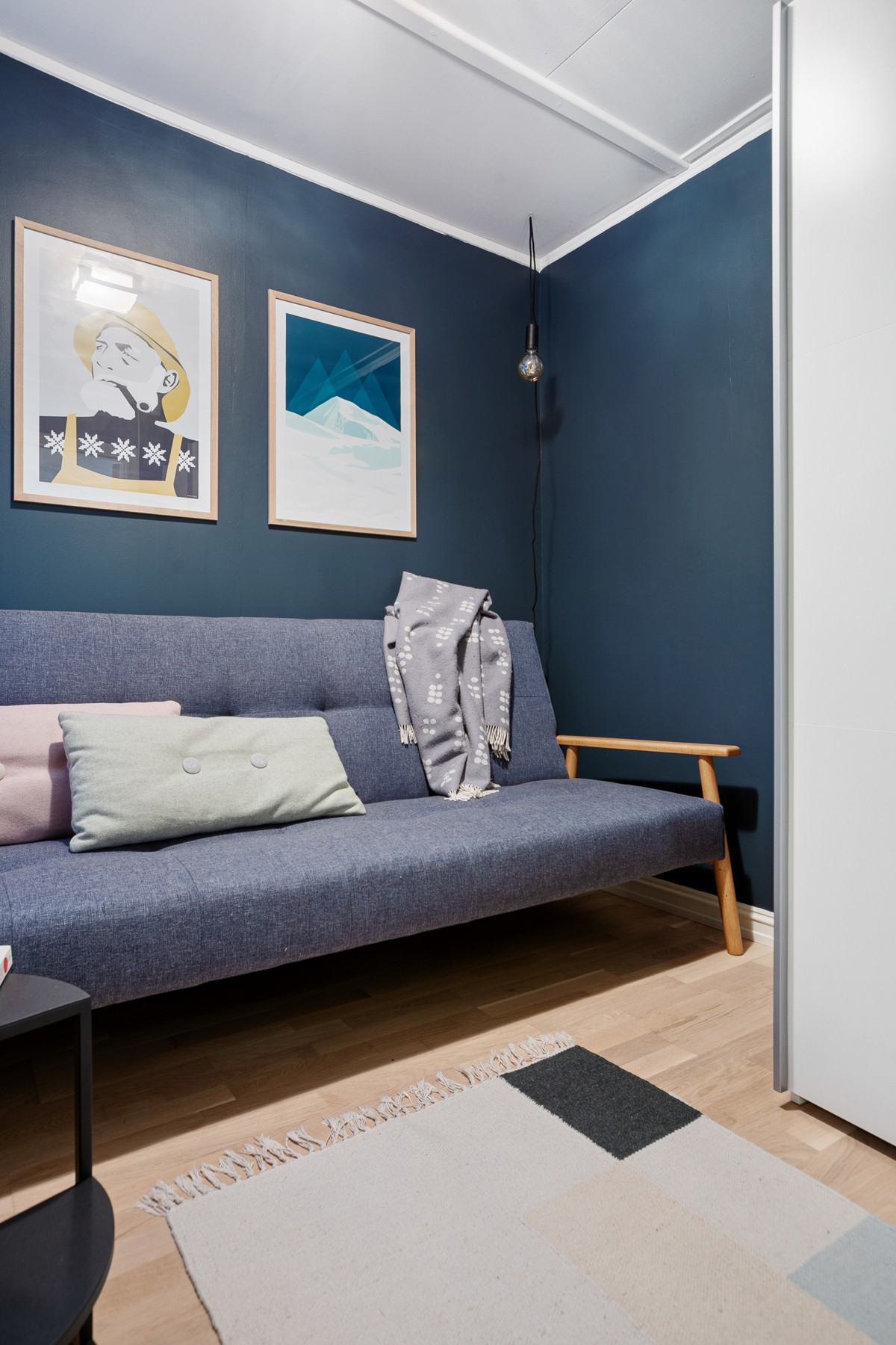 Soverommene vender ut mot rolige omgivelser.