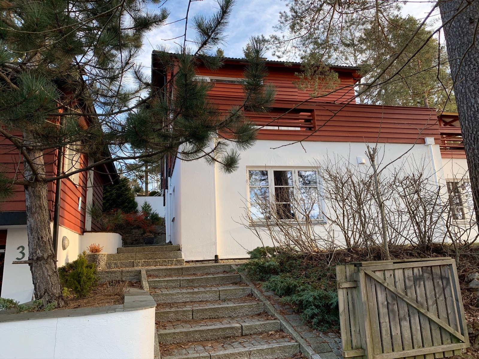 Trapper opp til inngangen Galleribilde