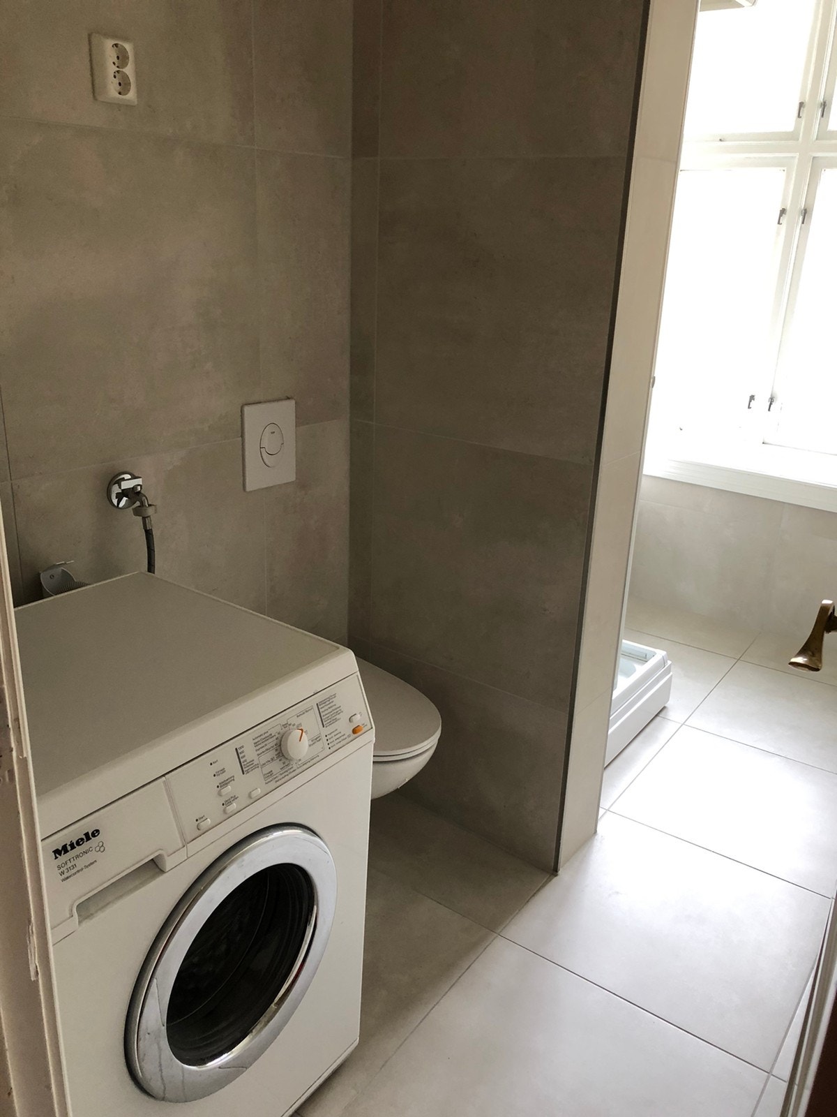 Nyoppusset bad/ Renovated bathroom Galleribilde