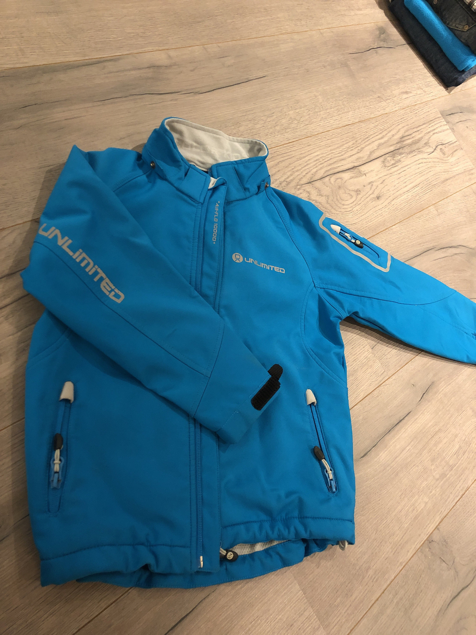 Softgel jakke | FINN.no softgel jakke | FINN.no