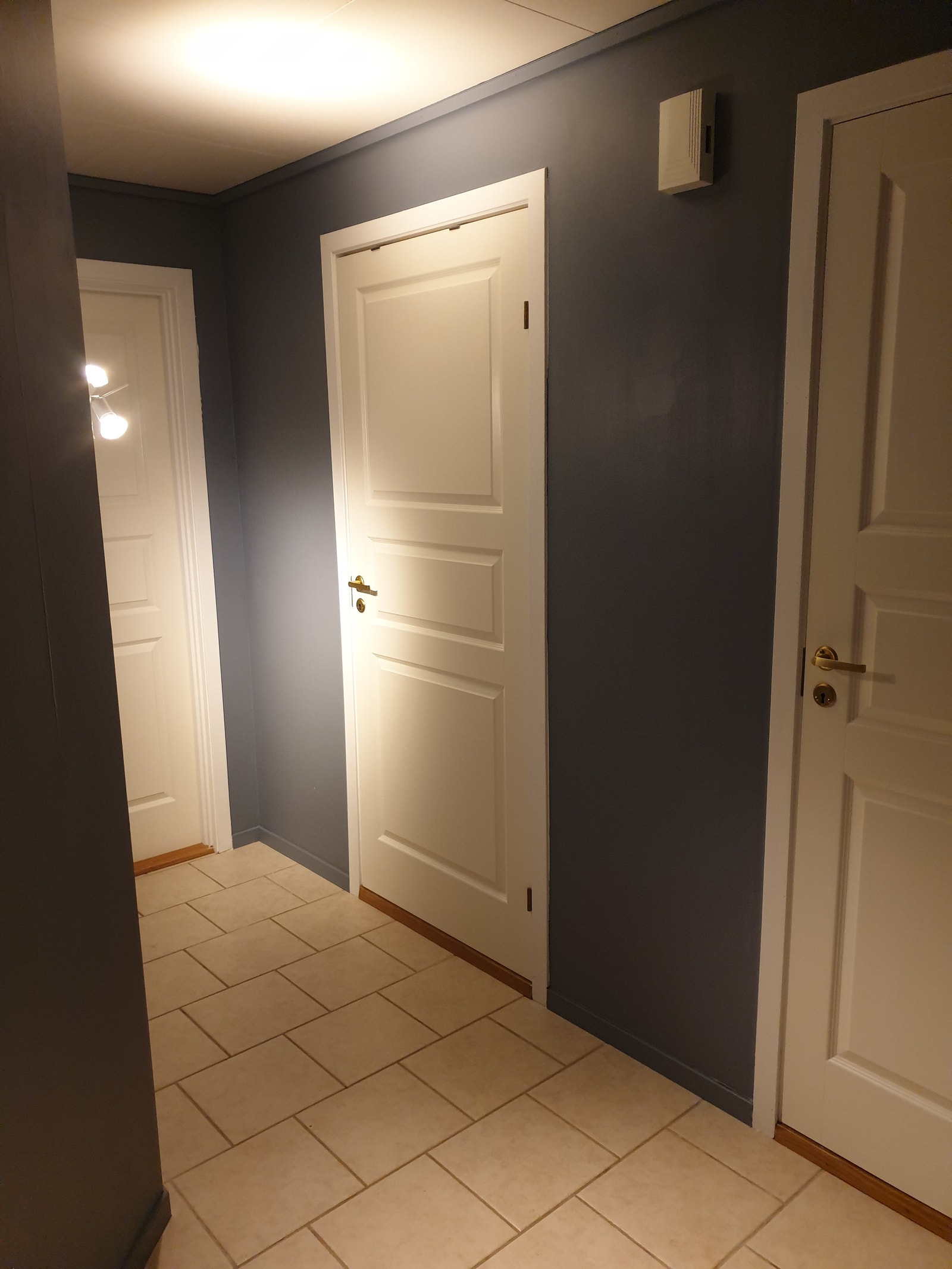 Gang/entre. Galleribilde