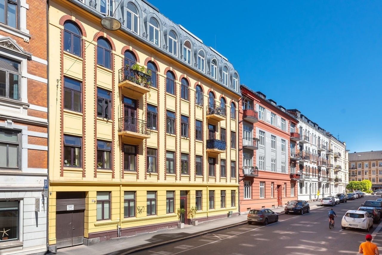 Bygården Galleribilde