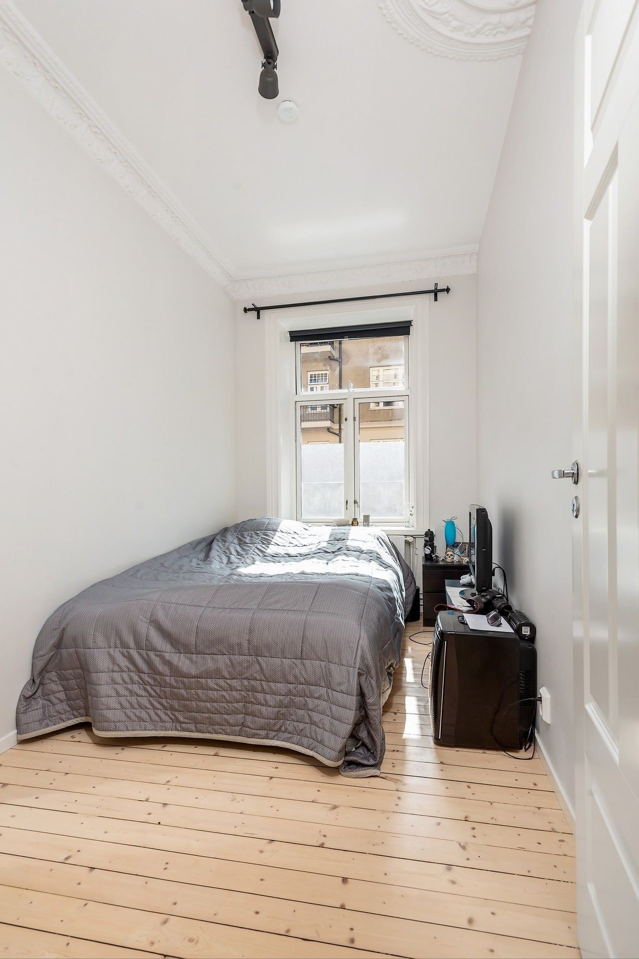 (bildet er hentet fra lik leilighet i 1. etasjen) Galleribilde