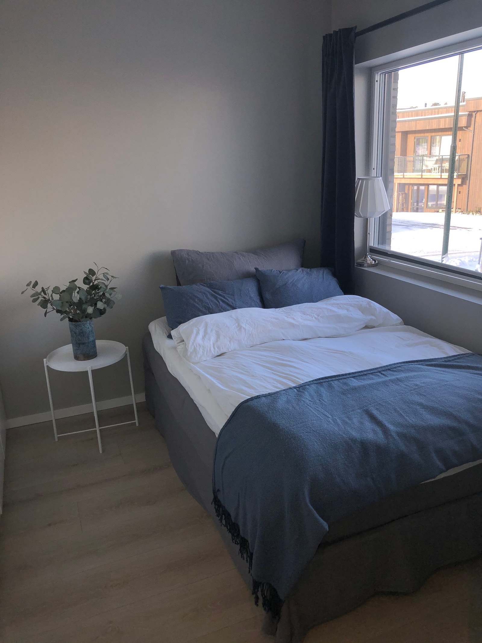 Soverom med 1.40 seng Galleribilde