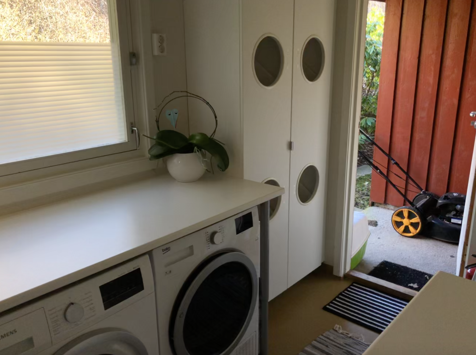 Vaskemaskin/tørketrommel må tas med selv. Galleribilde