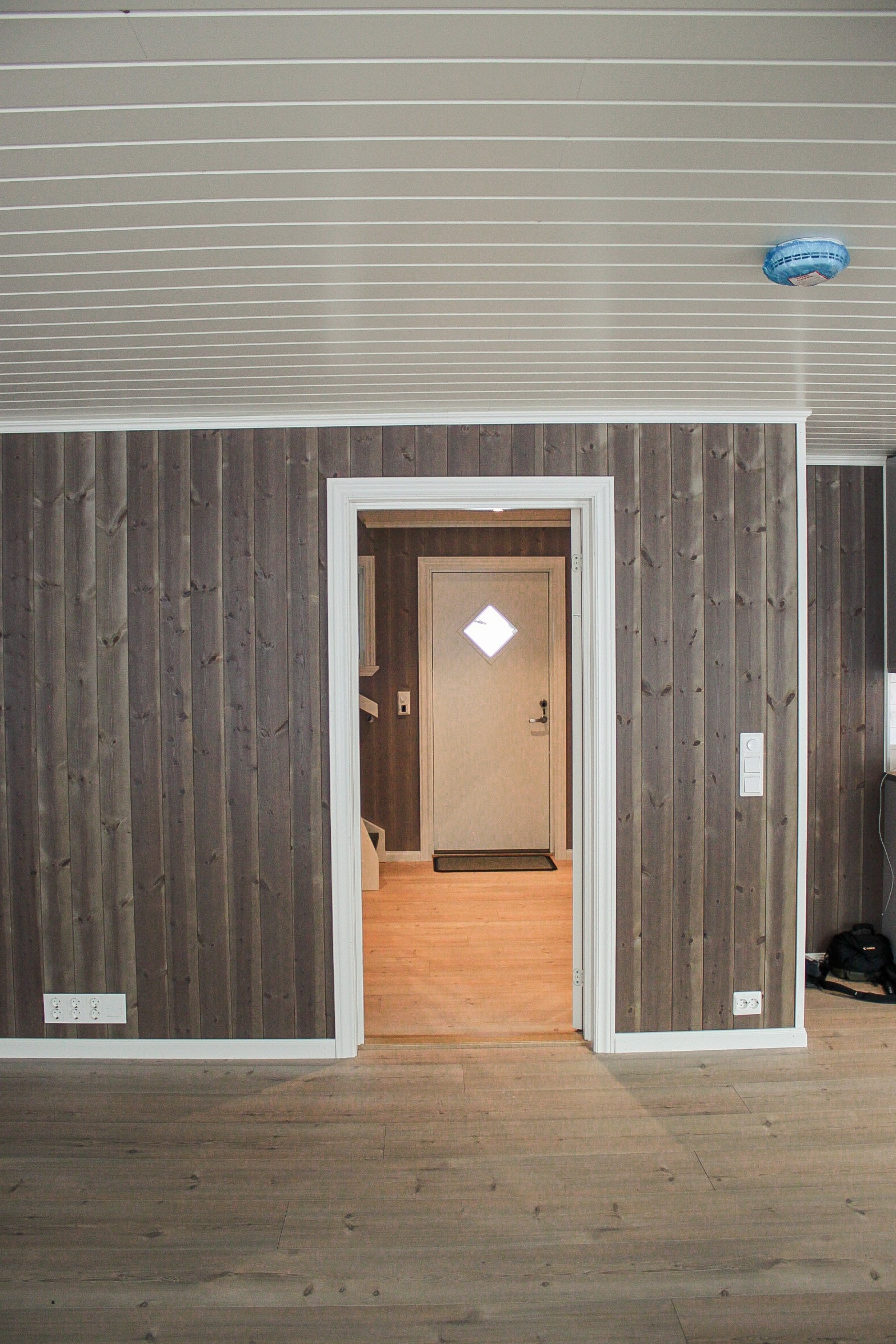 Sikt fra stue mot inngangsparti Galleribilde