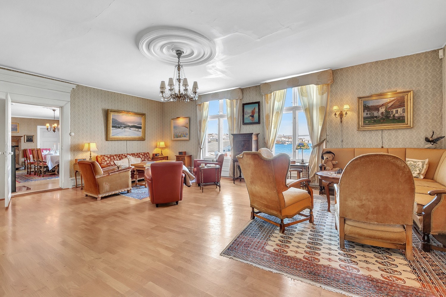 Fra en av stuene i 1. etasje. Galleribilde