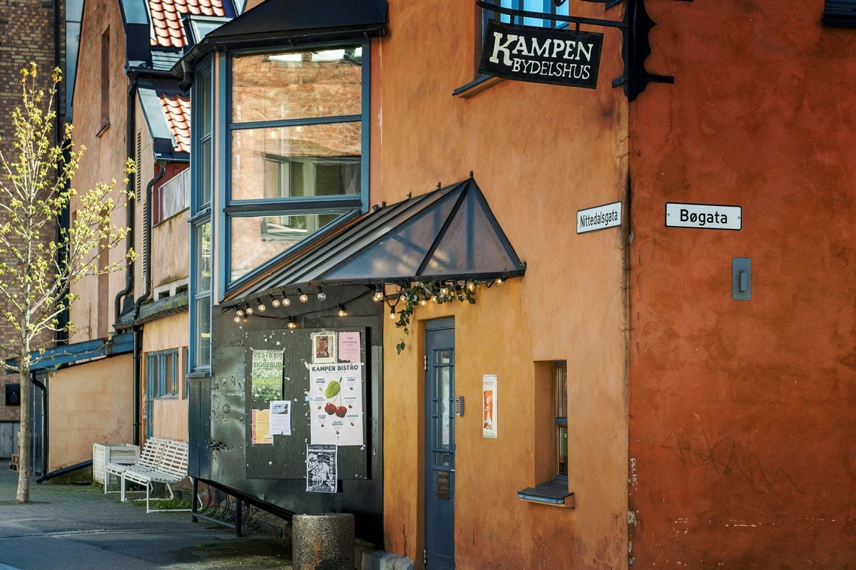 Kampen bydelshus rommer også Kampen Bistro, årets nabolagsrestaurant i 2019 Galleribilde