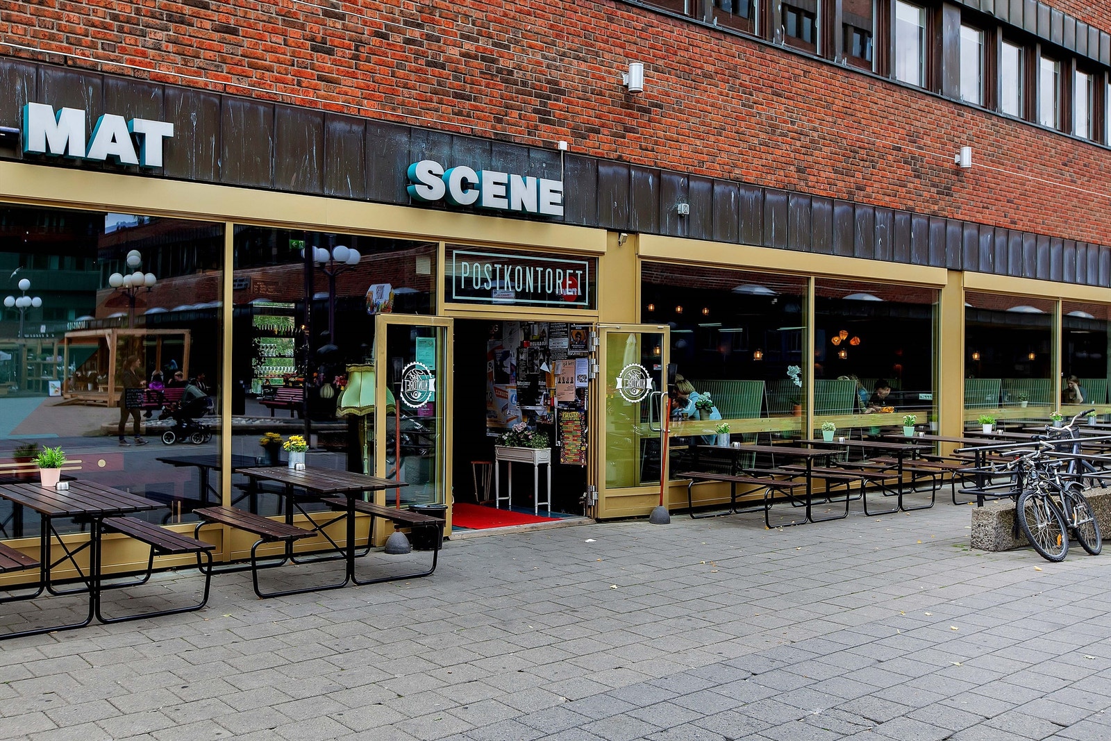 Det gamle postkontoret på Tøyen har blitt et populært samlingspunkt for bydelens beboere. Galleribilde