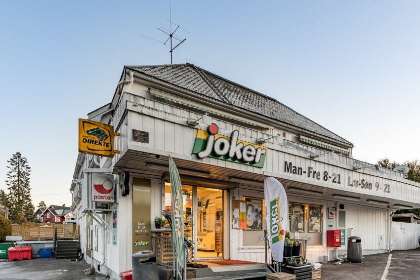 Nærbutikken på Høbråten, poplært spesielt på søndager. Galleribilde