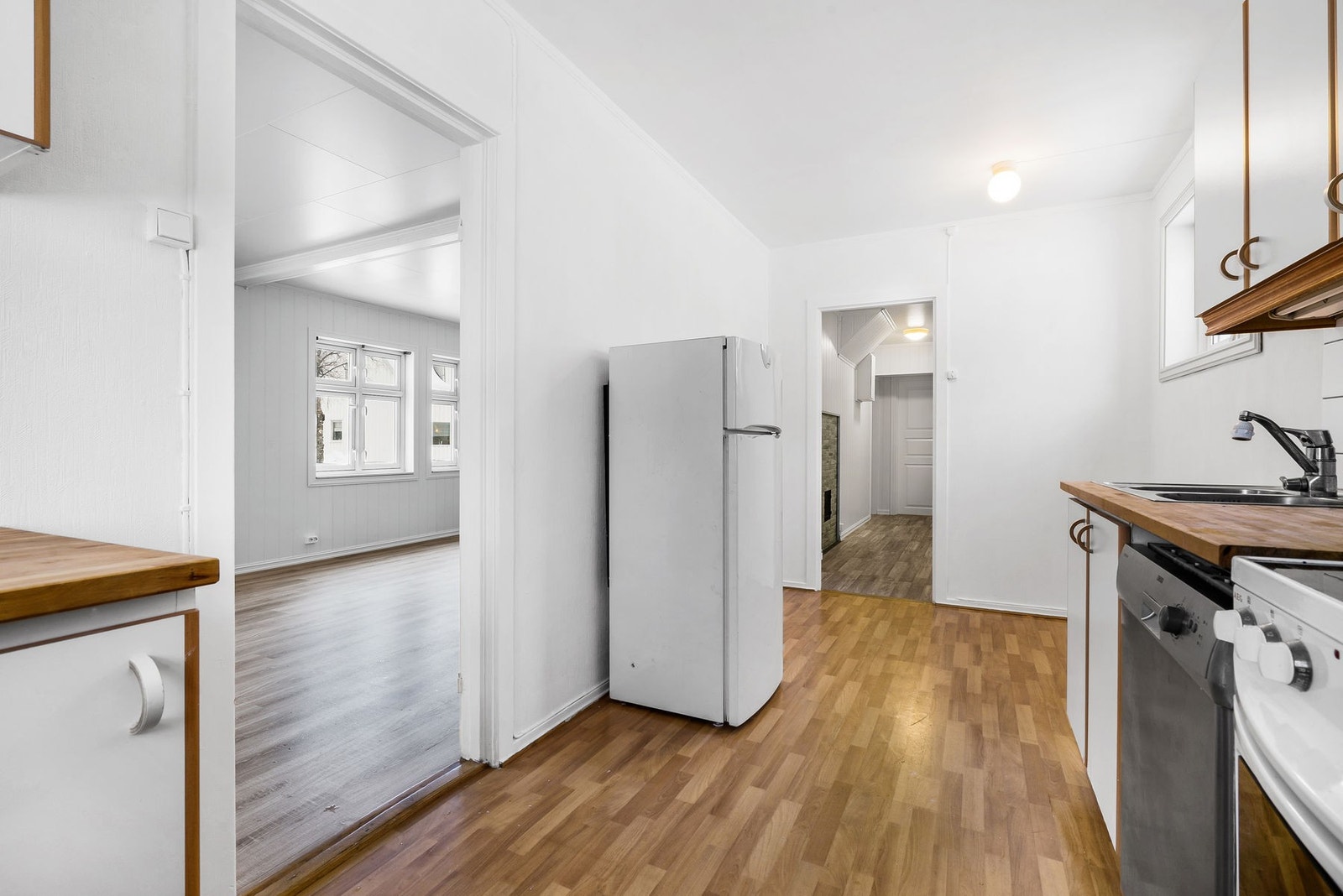 Kjøkkenet har fått TG 2 da fornying må påregnes for å få det i tipp topp stand til dagens standard. Galleribilde