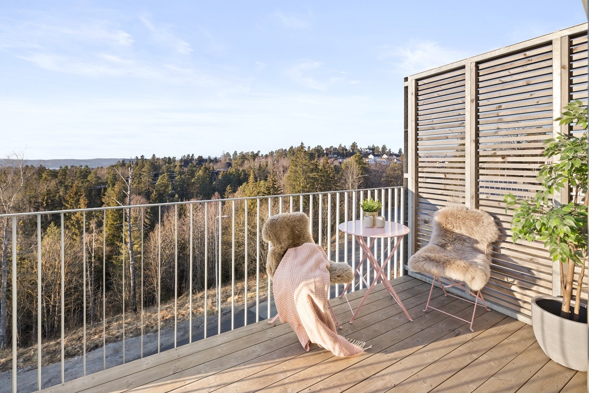 Vestvendt veranda på ca. 7 m². Galleribilde