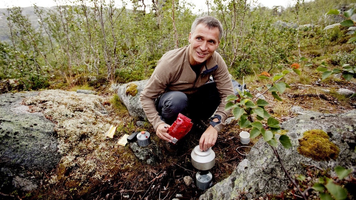 En kaffetår må til! En fornøyd jeger under reinsdyrsjakta! Informasjon om jakta: www.rendal-renselskap.no Galleribilde