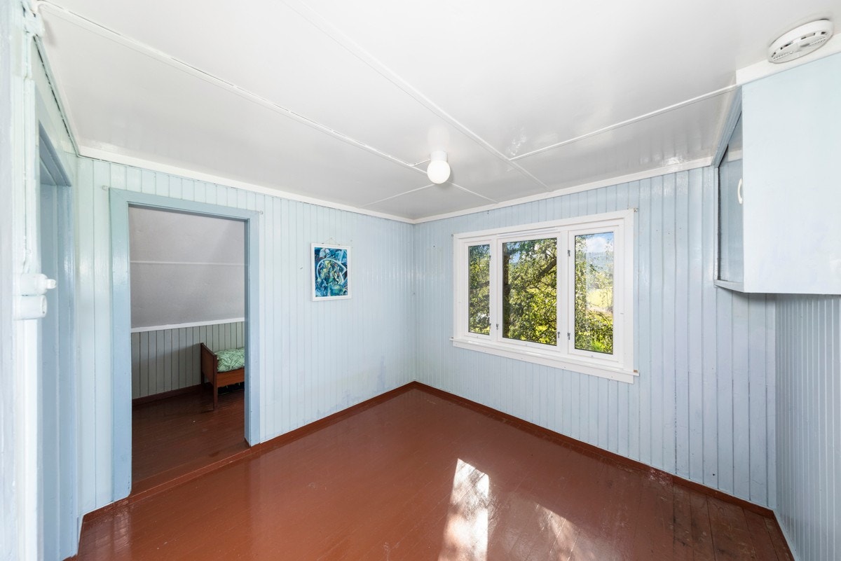 Det er to soverom i 2. etasje og to alkover. Galleribilde