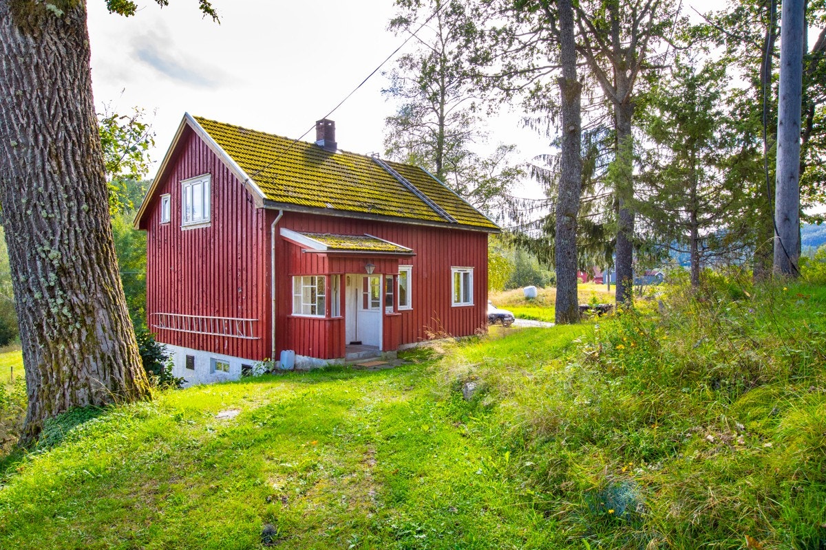 Eneboligen har enkel standard, og det må påregnes oppgraderinger utover normalt, løpende vedlikehold. Galleribilde
