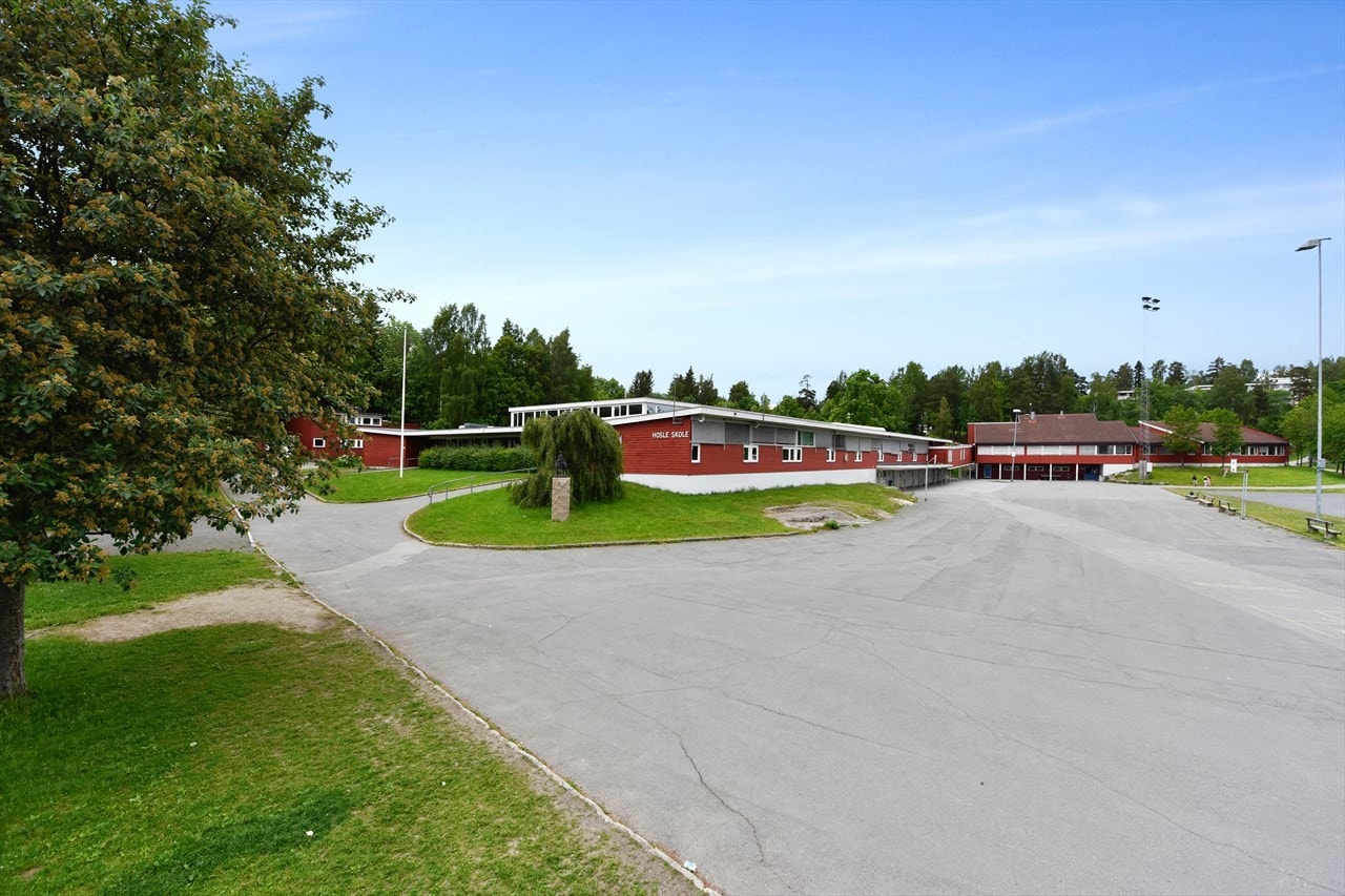 Boligen sokner til Hosle barneskole Galleribilde