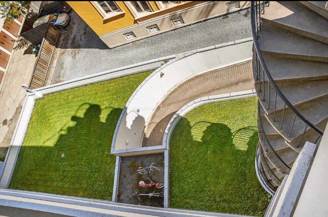 Innkjørsel til garasjen Galleribilde